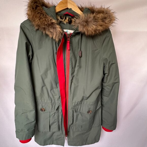 Boden Brentor Parka | Pine / Red / Leopard | Size 6 - Picture 2 of 8